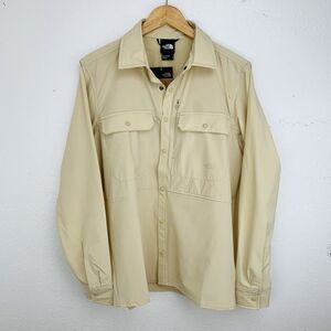 The North Face Men’s Sniktau LS Sun Shirt Size S Gravel Outdoor Vented New